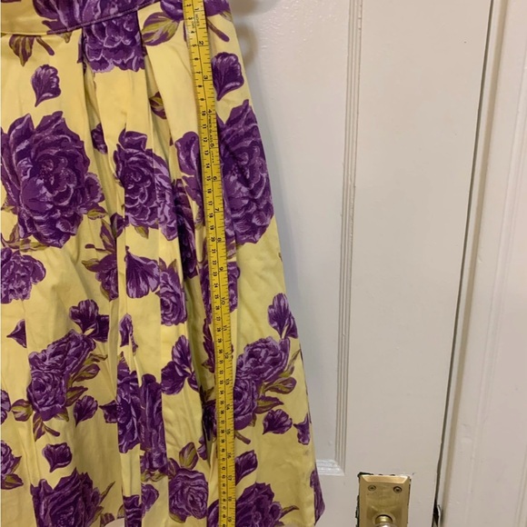 EUC Pinup Girl Couture Purple Roses (W/ Yellow) Little Jun Skirt - Size Large - Picture 4 of 5